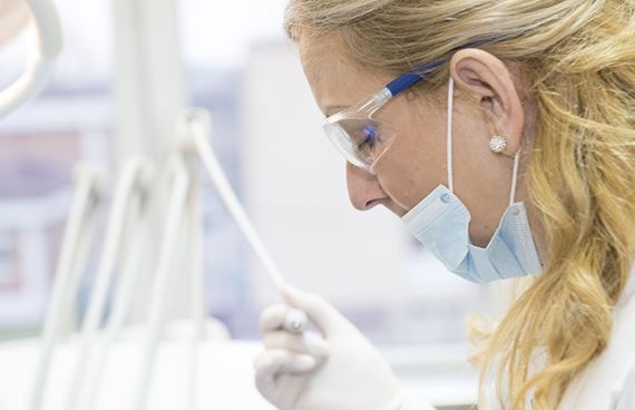 Forskare ska undersöka vibrationsskador hos tandvårdspersonal